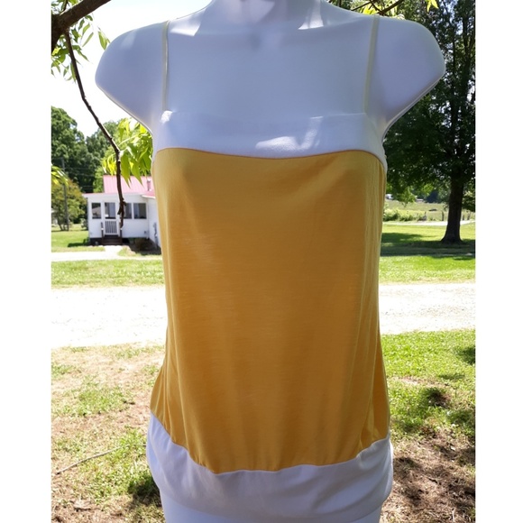 🗣Yellow & White Adjustable Spaghetti Strap Tank - Picture 2 of 9
